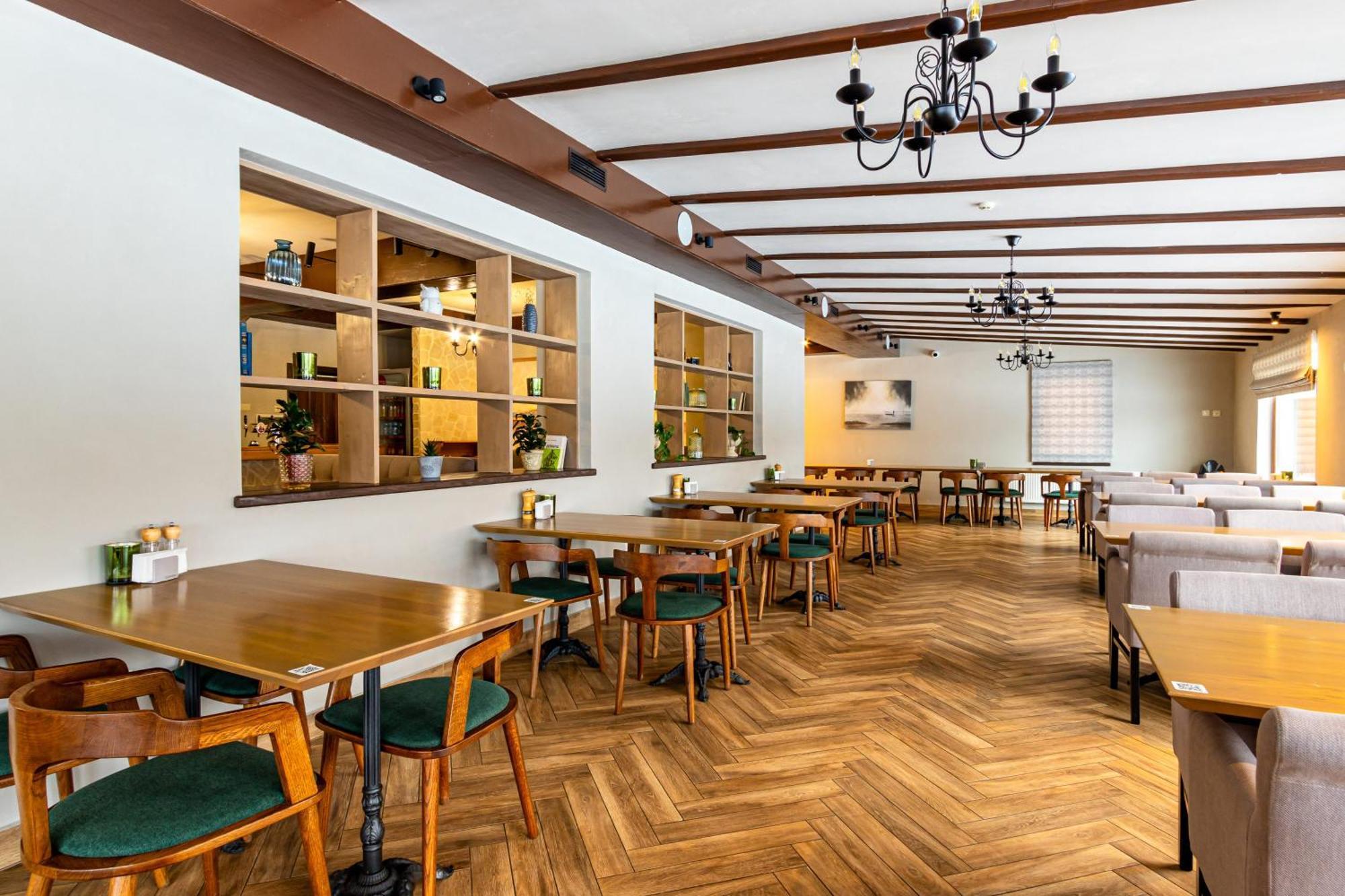 Hotel La кrechunu Bukowel
